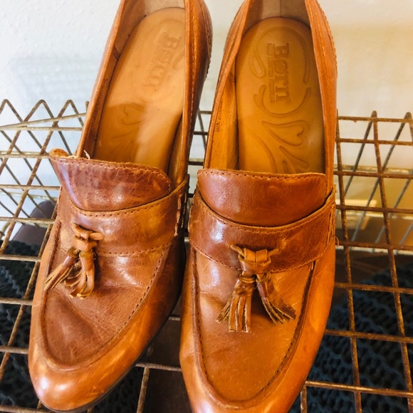 BORN Brown Tan Cognac Heels with Tassels sz 7 - Picture 7 of 7